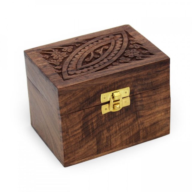Healing Light Online Psychic Readings and Merchandise Ornate Storage Box for 6 essential oils