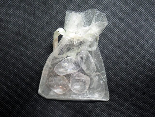 Healing Light Online Psychic Readings and Merchandise Clear Quartz Crystal Pack